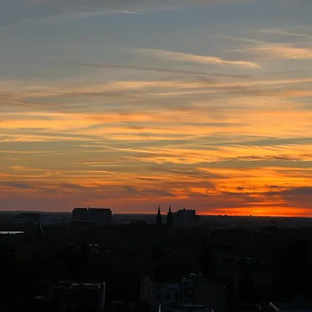 Apartment Sunset Duplex - Grand-rond, Jardin Des Plantes, Centre-ville, 2 Bdrs 60m2, Ac, Netflix - T3 60m2 Avec Clim *